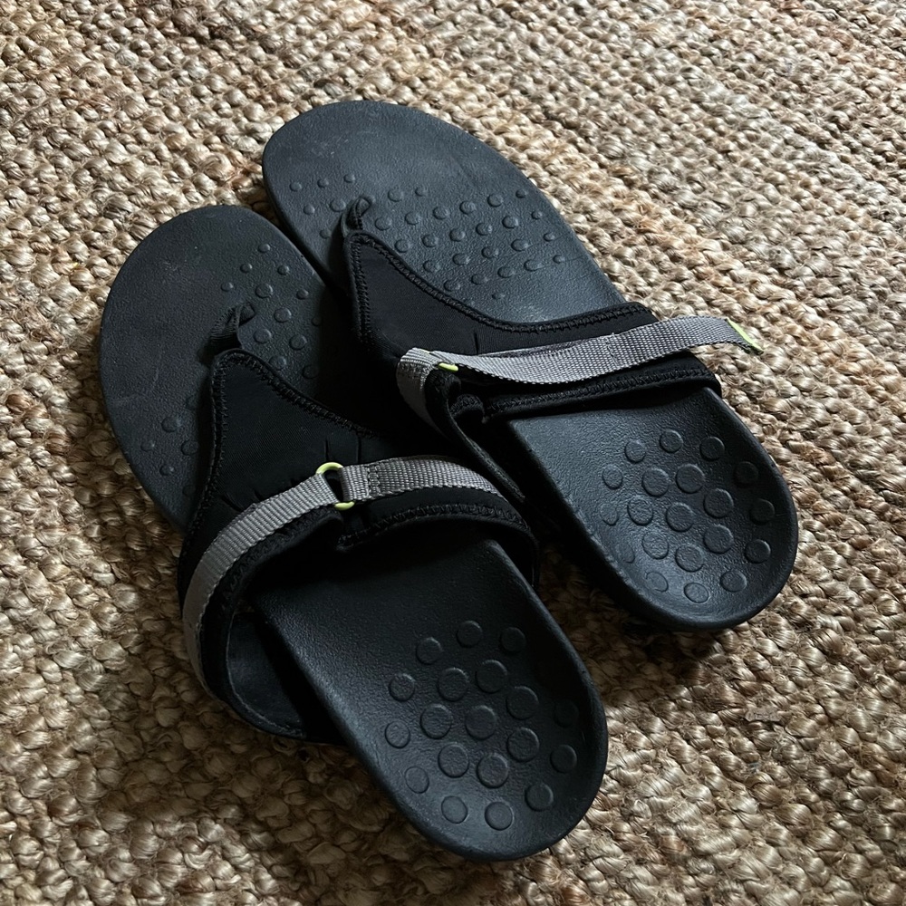 Vionic Tiffany Sandals